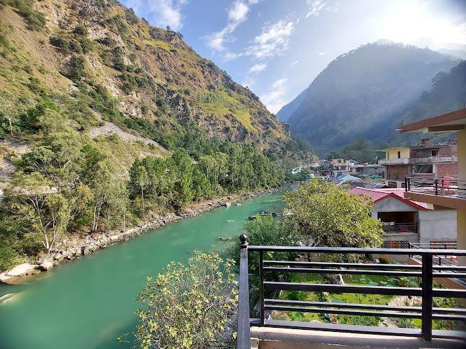 Tirthan Valley